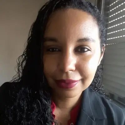 Profissional Pra Preto Psi Elenize Azevedo