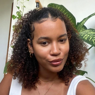 Profissional Pra Preto Psi - Raiane Caroline