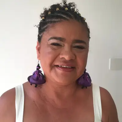 Profissional Pra Preto Psi Luciana Candido