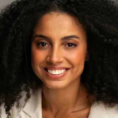 Profissional Pra Preto Psi Larissa Caetano